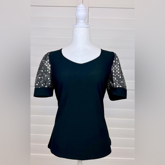 89th & Madison Tops - Black Top w/Silver Sequined Sleeves Sz P-M, by 89Th+ Madison